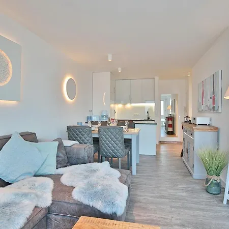 Haus Nautica Nautica 32 公寓